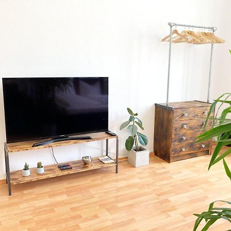 2 Zimmer Ferienwohnung In Zentraler Lage Inkl Wlan & Netflix Leipzig Dış mekan fotoğraf